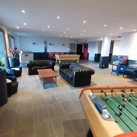 Super 2 A 4 Personnes Apartment